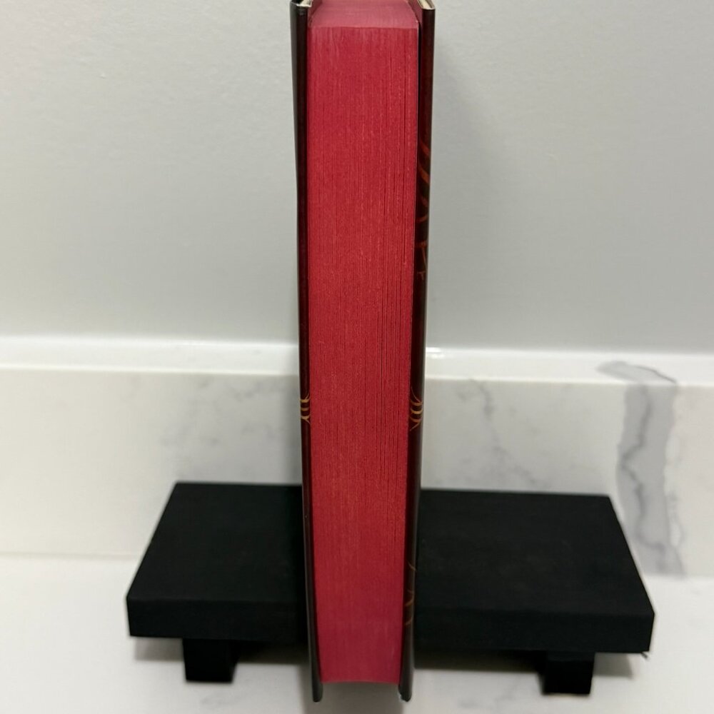 Fairyloot Items from the Feb 2021 Box - including Signed Book - Picture 15 of 15